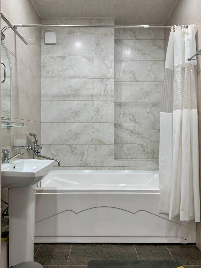 Минор 2 Комнатные Апартаменты Taschkent Exterior foto
